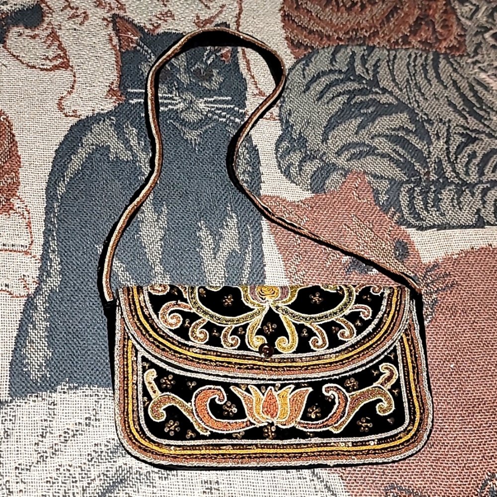 Vintage sequin embroidered shoulder bag Dragon & Floral design metallic 🐉hg10
